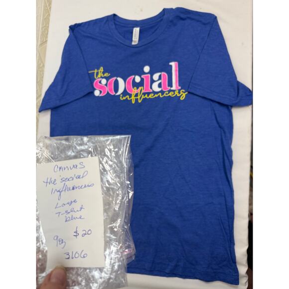 "The Social Influencers" Top women size large Bella Canvas blue short sleeve - Picture 5 of 5